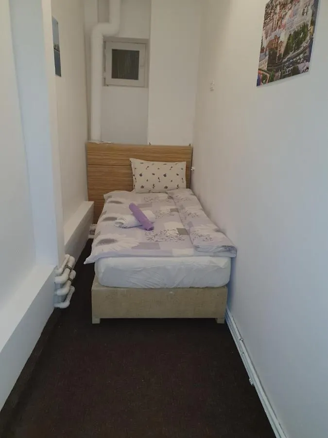 Piata Uniri Cozy Inn Bucureşti 2*,  România