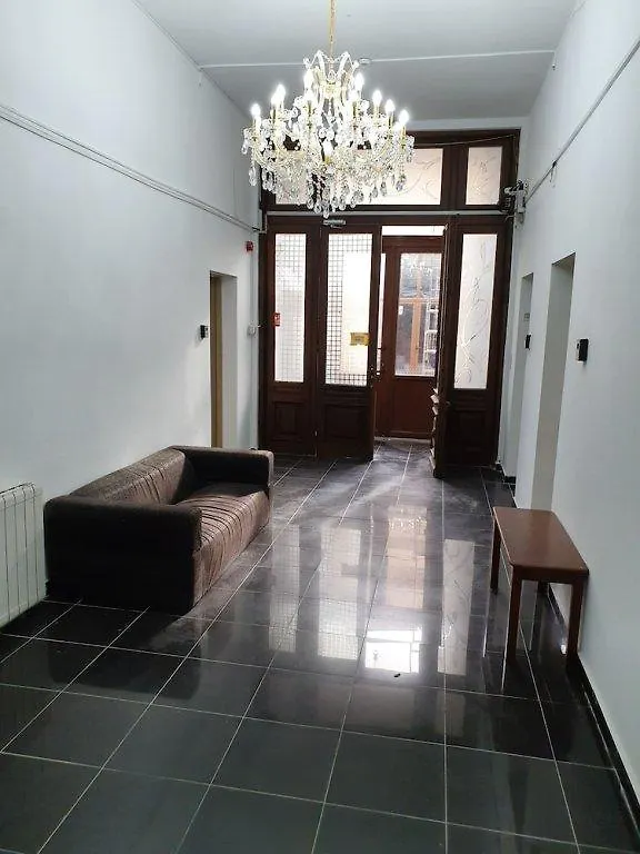 Piata Uniri Cozy Inn Bucureşti 2*,  România