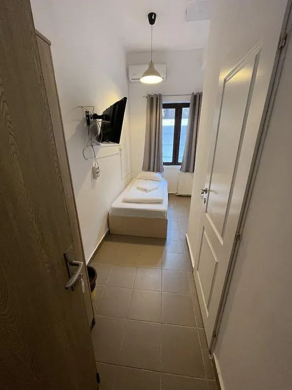 Piata Uniri Cozy Inn Bucureşti 2*,  România