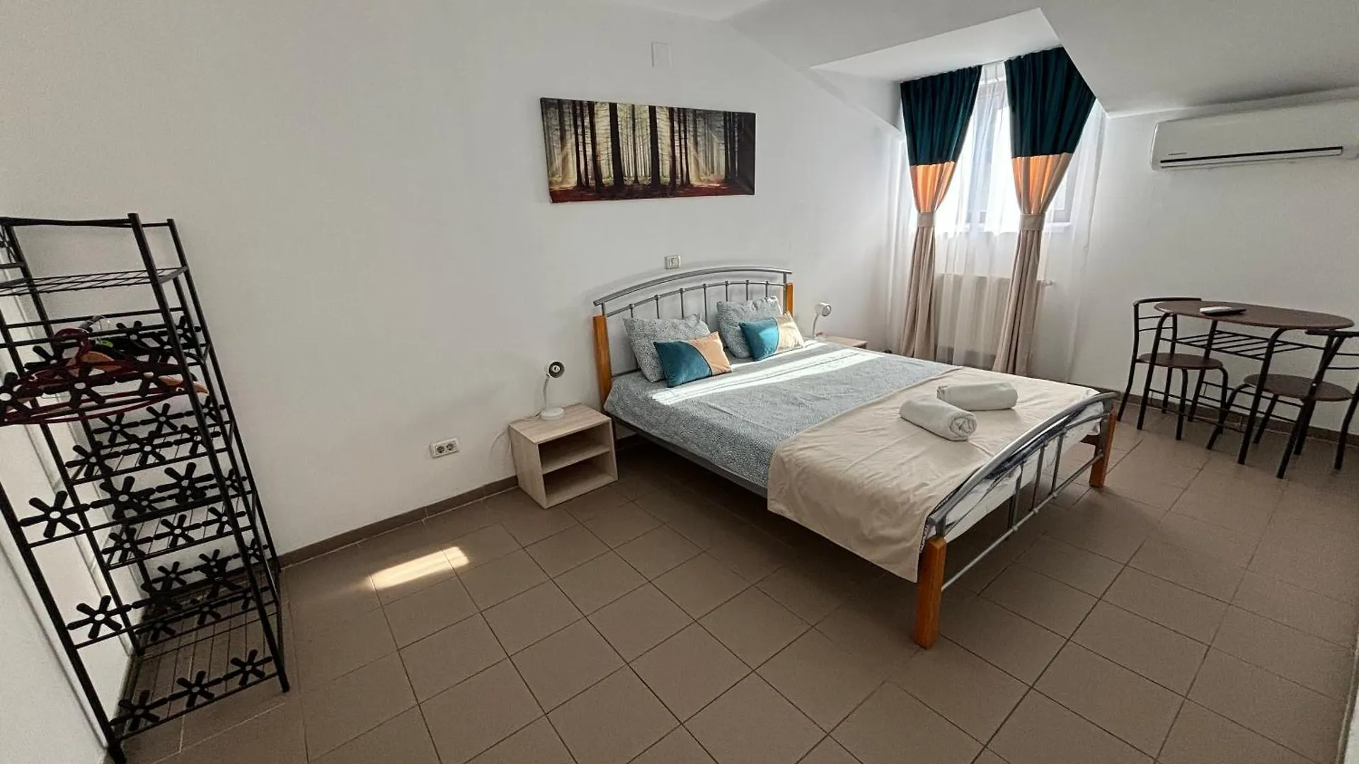Piata Uniri Cozy Inn Bukarest 2*,
