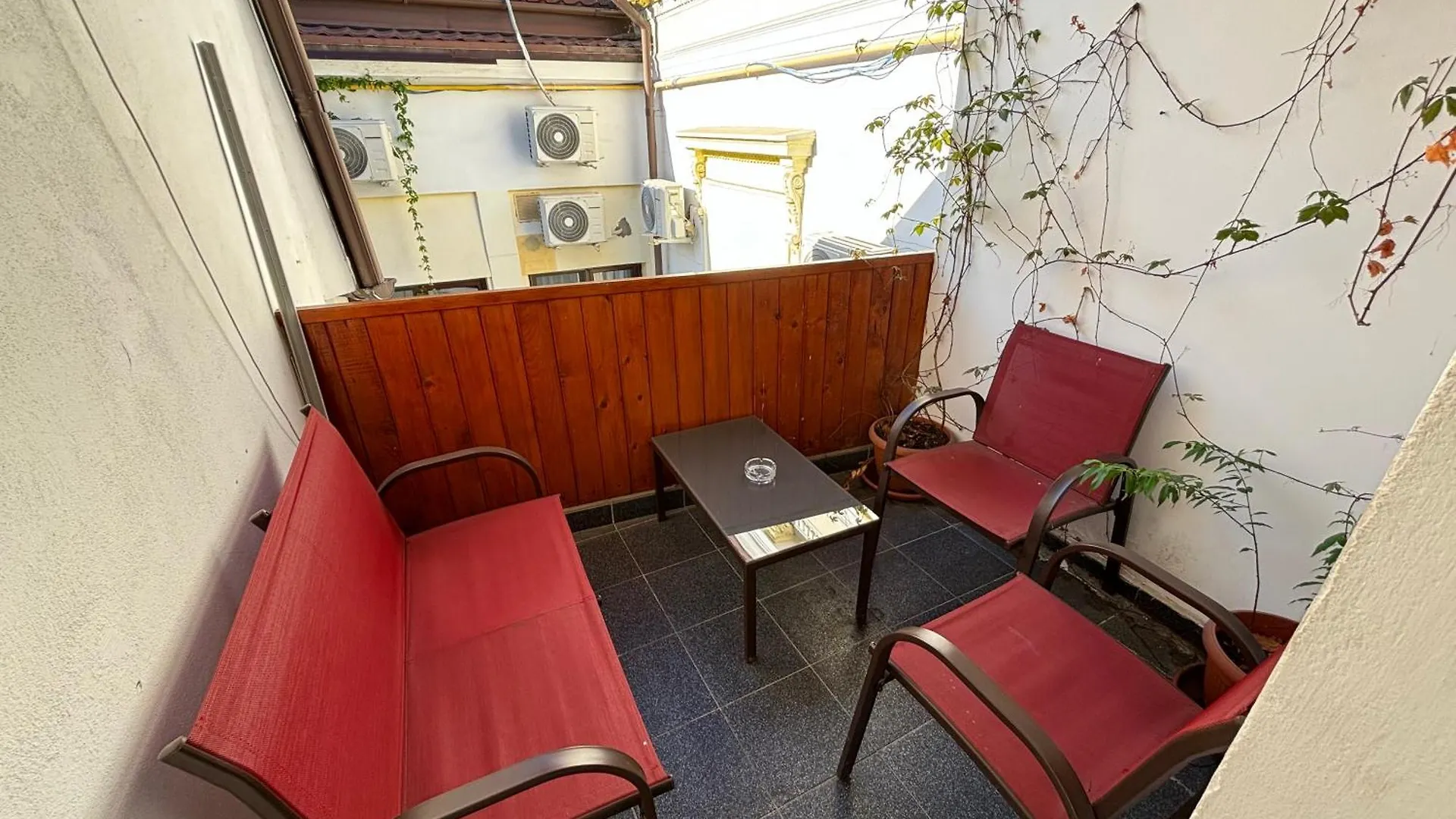 Piata Uniri Cozy Inn Bukarest 2*,