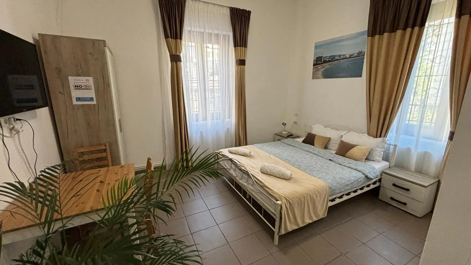 Piata Uniri Cozy Inn Bukarest 2*,