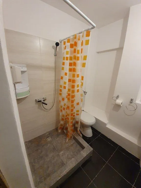 Piata Uniri Cozy Inn Boekarest