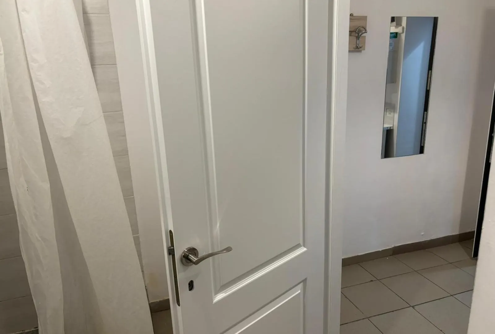**  Piata Uniri Cozy Inn Bucharest Romania