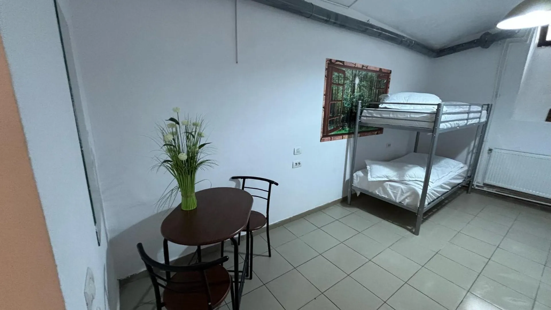 **  Piata Uniri Cozy Inn Bucharest Romania